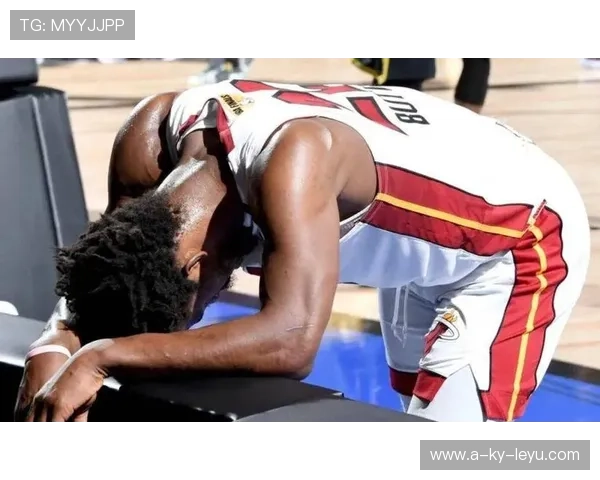 巴特勒低位强打制造机会，热火攻势不减